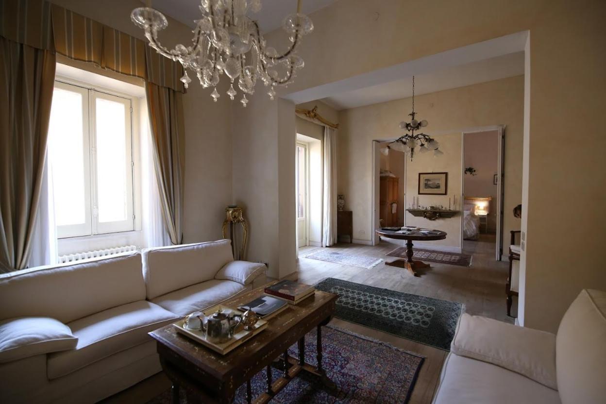 Bed and Breakfast Dependance Royale Caserta Zewnętrze zdjęcie