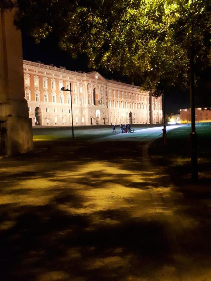 Bed and Breakfast Dependance Royale Caserta Zewnętrze zdjęcie