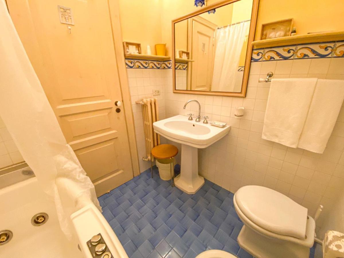 Bed and Breakfast Dependance Royale Caserta Zewnętrze zdjęcie
