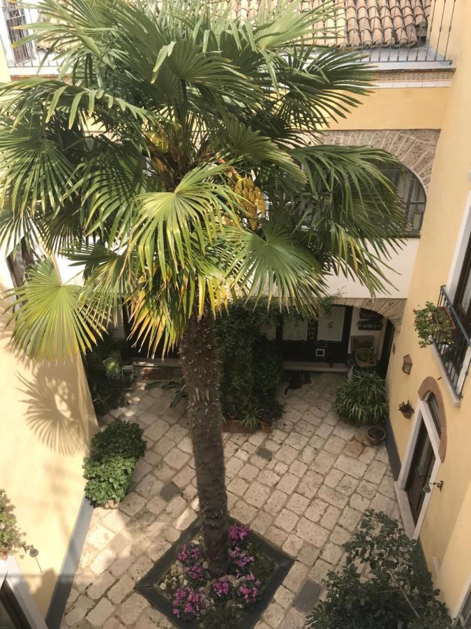 Bed and Breakfast Dependance Royale Caserta Zewnętrze zdjęcie