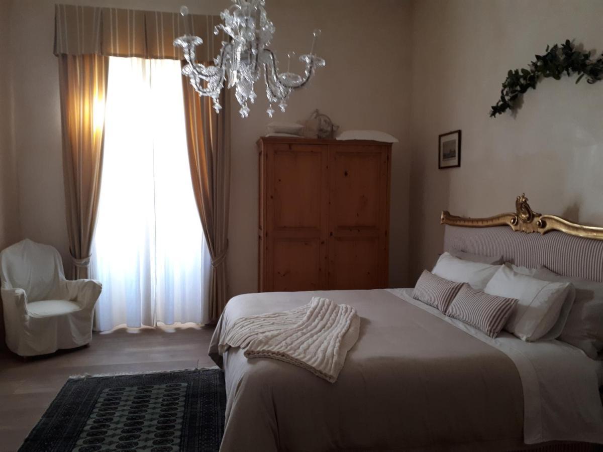 Bed and Breakfast Dependance Royale Caserta Zewnętrze zdjęcie